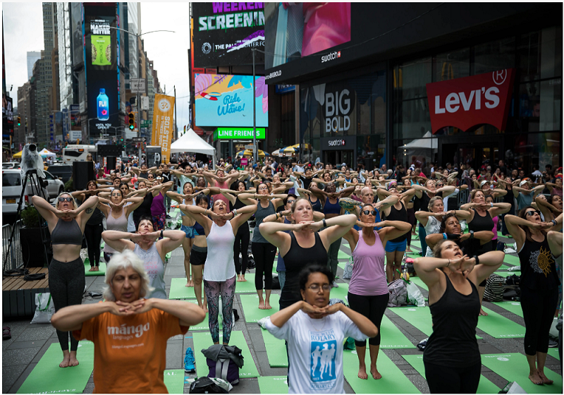 amor estera de yoga